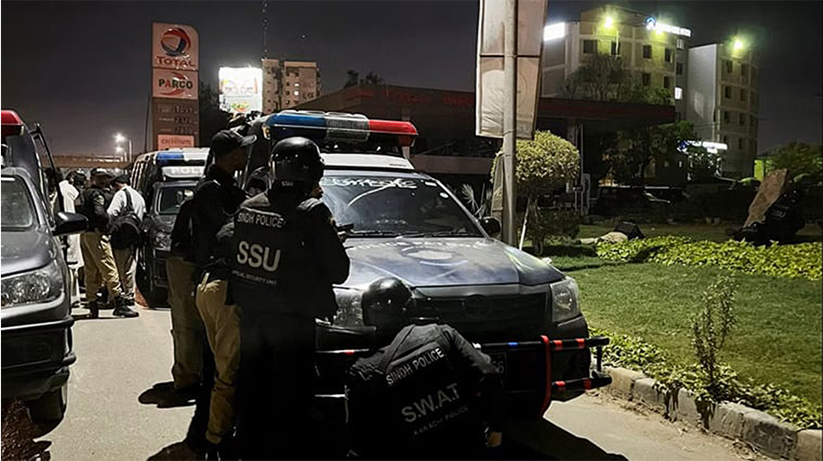 Four Killed In Karachi Police Office Attack - Bangladesh Post