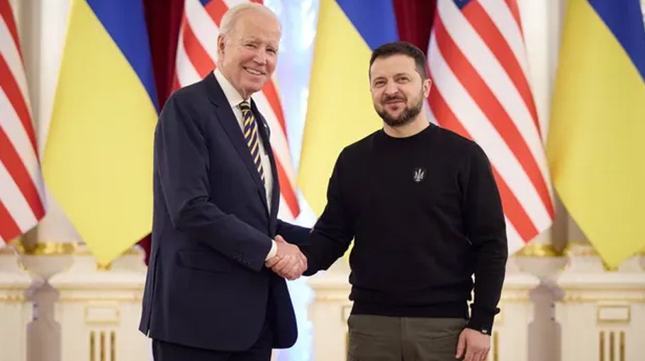 Biden announces more arms supplies for Ukraine on Kyiv visit