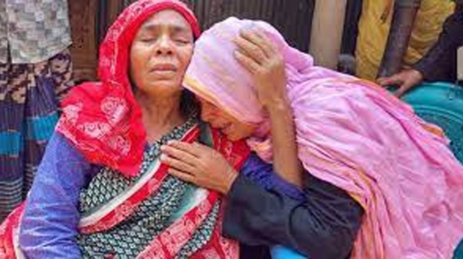 Three die from taking spurious liquor  in Kaliganj 