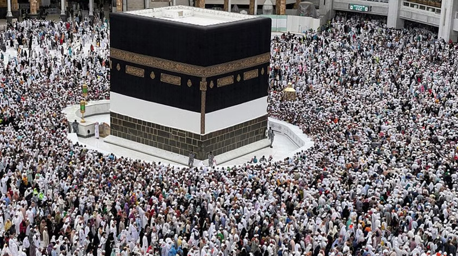 ‘Reduce Hajj package cost to maximum Tk 4 lakh’ Bangladesh Post