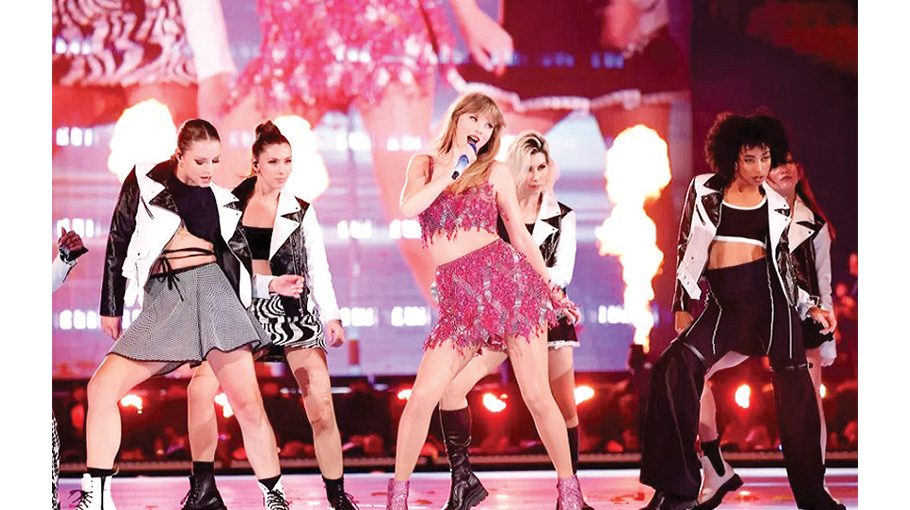 Taylor Swift launches Eras tour with three-hour, 44-song set ...