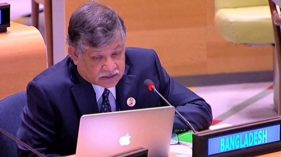 Bangladesh for urgent action to protect  climate migrants