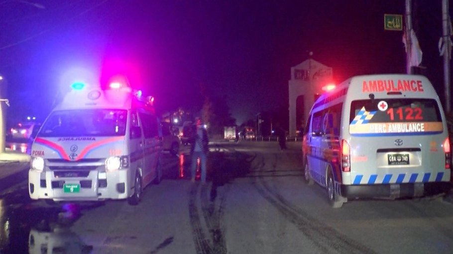 At least 11 killed, 10 injured in stampede in Pakistan