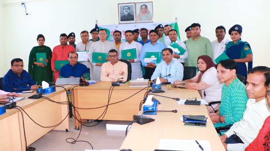 21 RMP people get honour for good performance