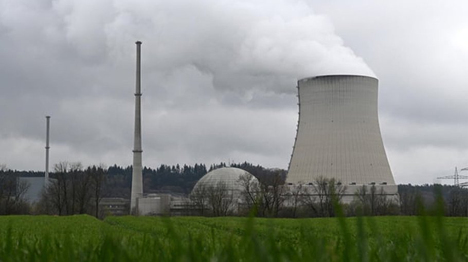 Germany ends nuclear era as last reactors power down