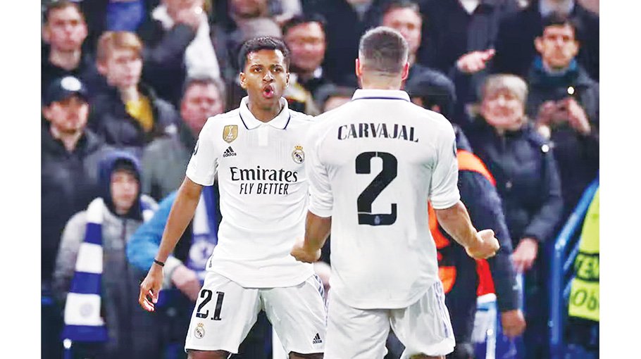 Real Madrid beat wasteful Chelsea 2-0