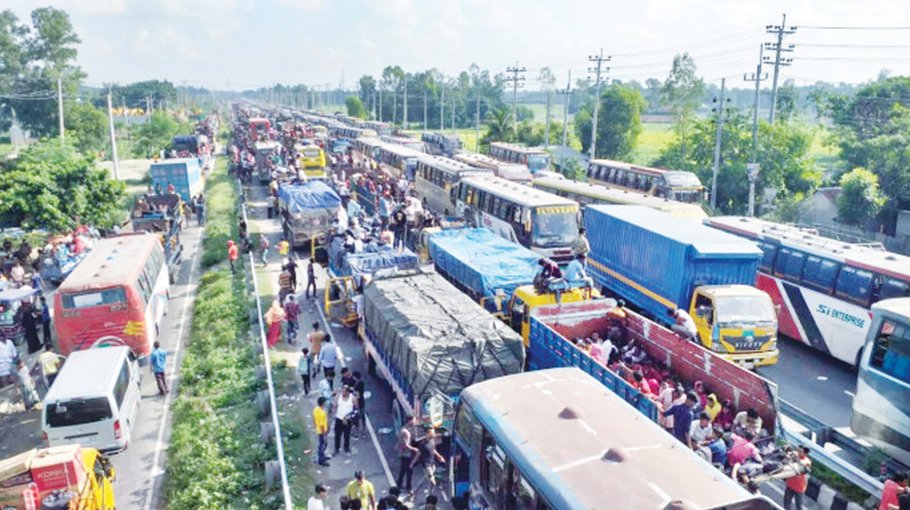 12.2 lakh people left Dhaka on Tuesday: Telcom minister