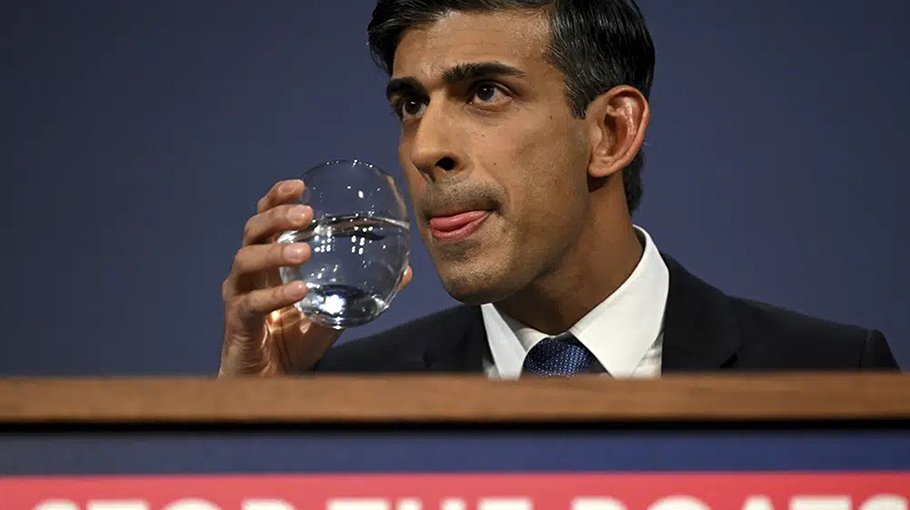 UK House of Commons backs controversial migration bill