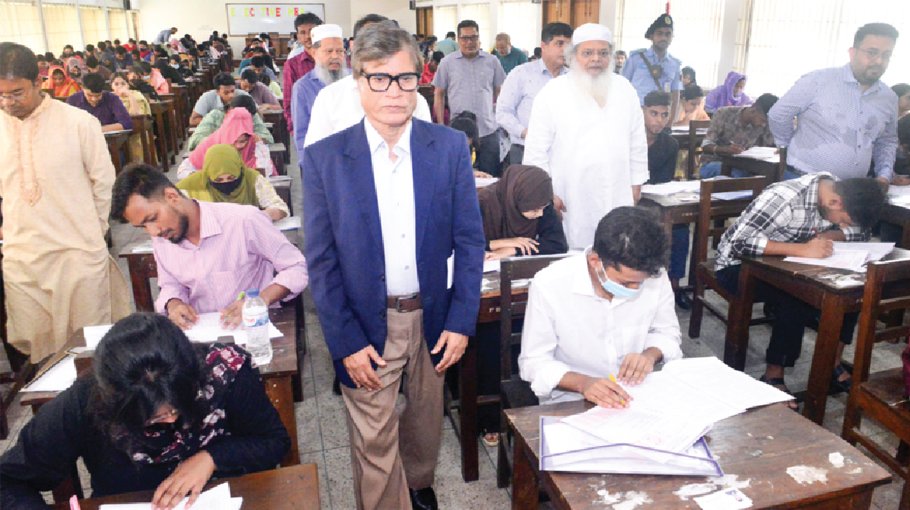 DU 'Business Studies Unit' admission test held, 39 vie for each seat