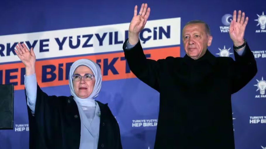 Erdogan ascendant as Turkey heads for  historic runoff
