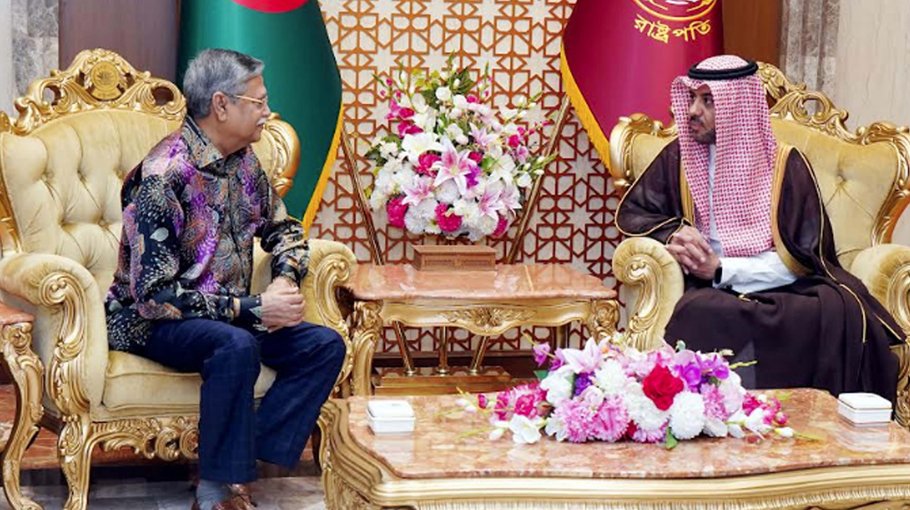 Saudi envoy calls on President