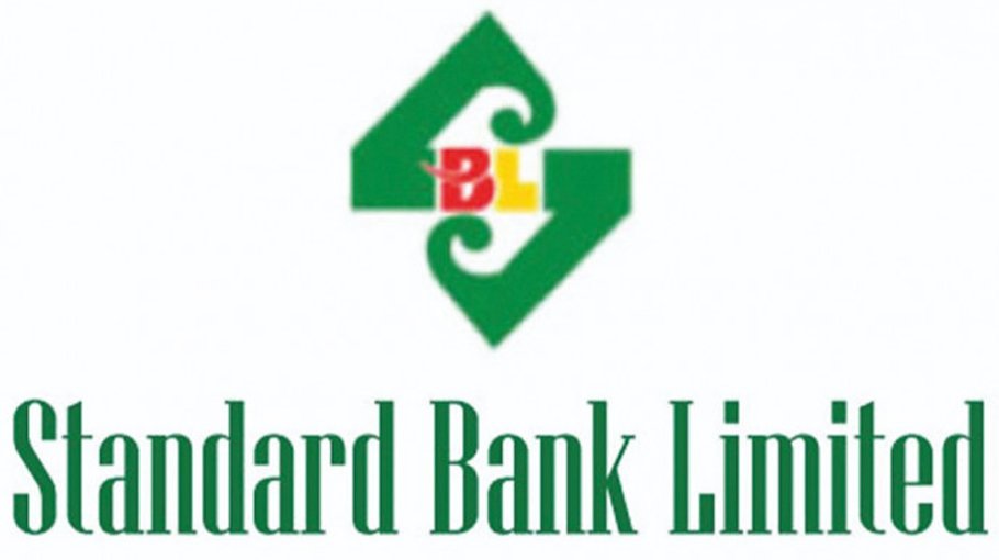 Standard Bank distributes gifts among Hajj Pilgrims