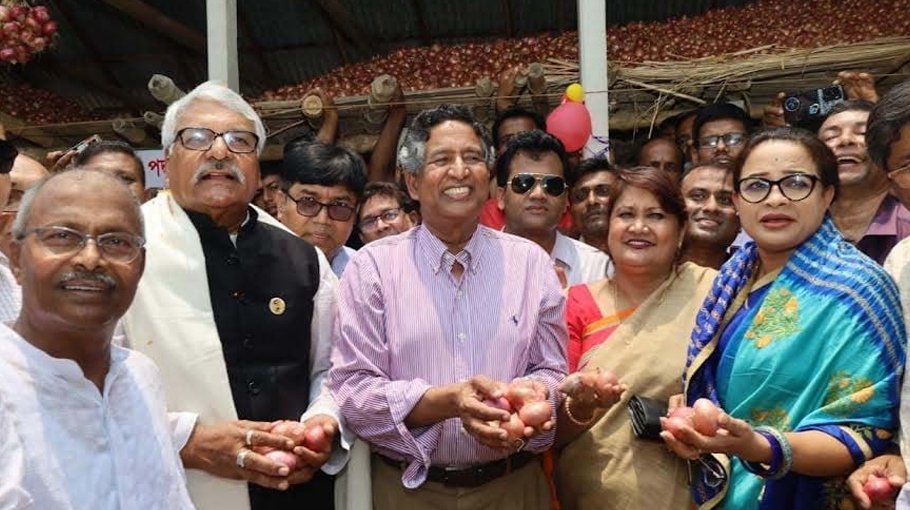Decision to import onions considering farmers,  consumers interests
