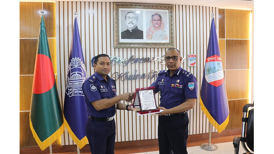 Chuadanga dist police gets best award in Khulna division 