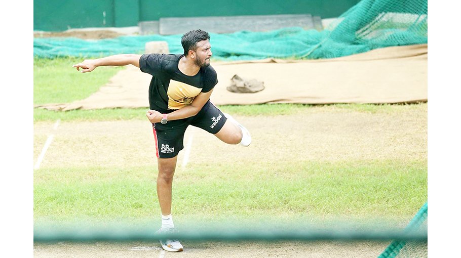 Shakib begins bowling at nets