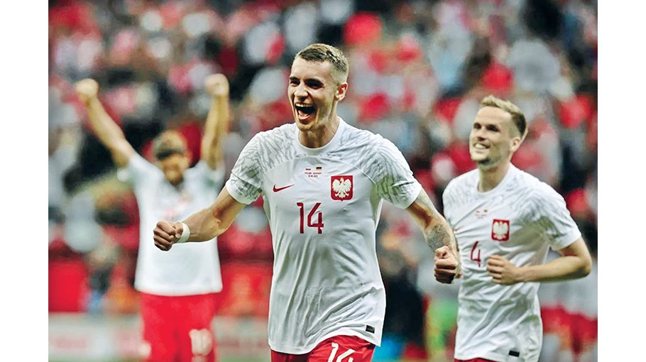 Germany lose to Poland as pressure mounts on Flick