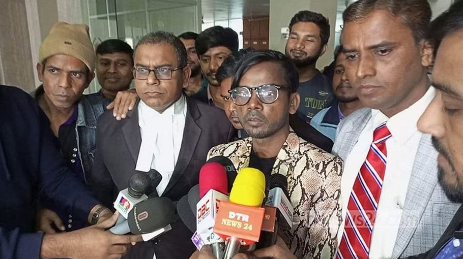 EC scraps 8 candidatures,   7 declared valid