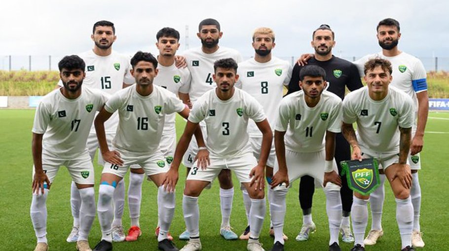 Pakistan footballers to play in India  for first time  since 2014