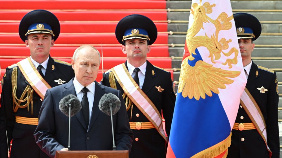 Military, law enforcers in fact stopped civil war: Putin