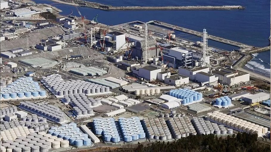 China extends Japanese food ban over wastewater release plan