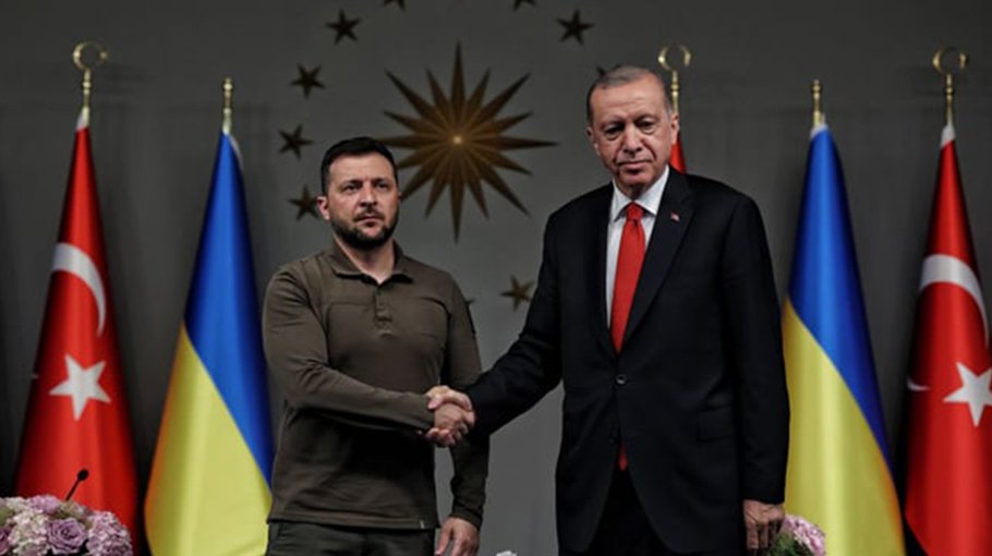 Zelensky wins Erdogan’s NATO backing after securing US cluster bombs