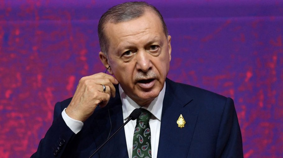 Erdogan says Turkiye takes “fair, balanced stance”