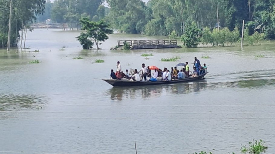 Flood situation worsens in Kurigram