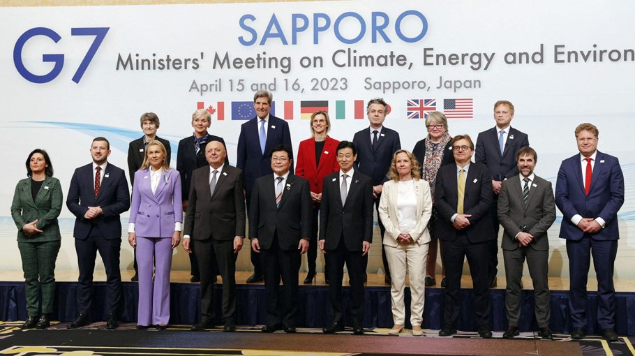 Japan’s baulks at the clean energy transition