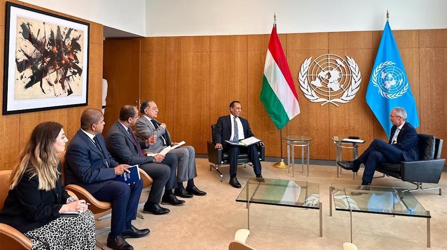 Muhith conveys OIC’s condemnation to Guterres