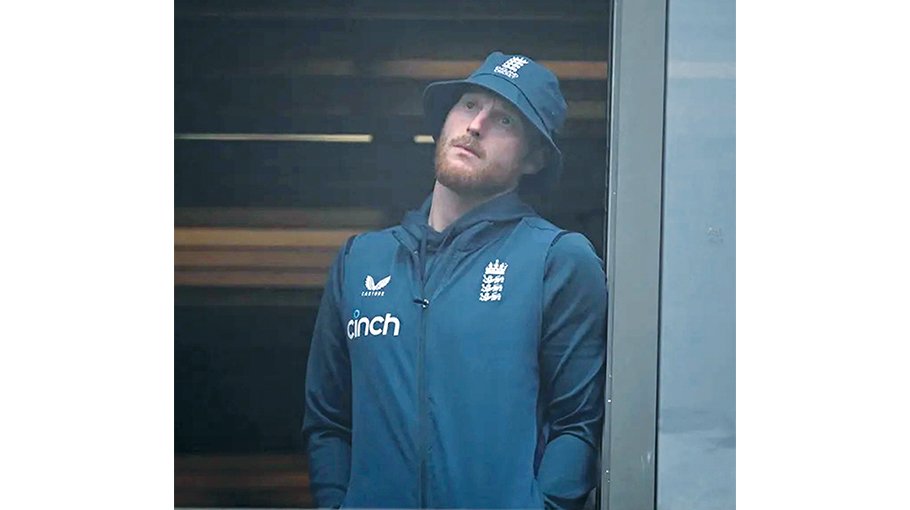 Rain threatens to scupper England’s bid to level series