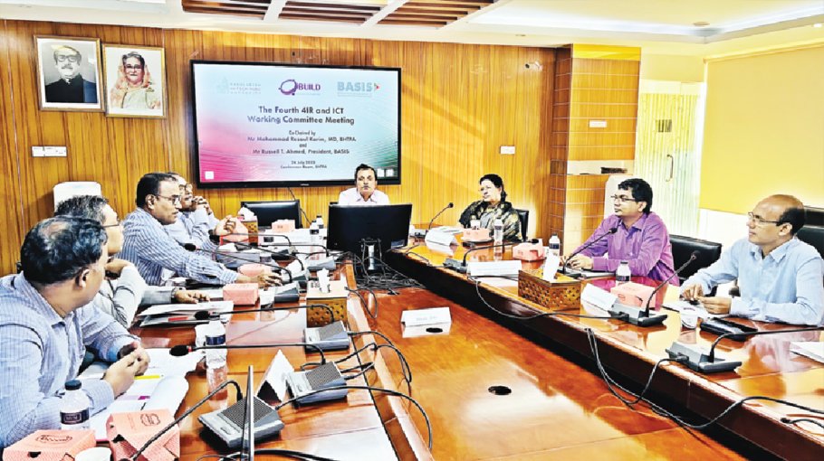 Experts for assembling industrial robots to create more jobs