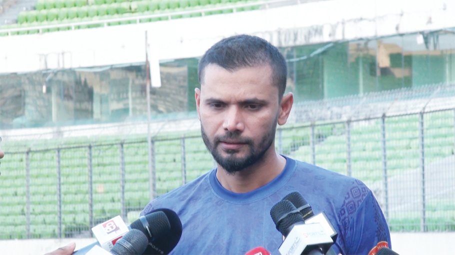 Mashrafe casts cloud over Mentor's role in WC