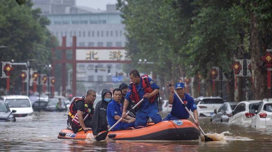 Deadly rains batter  China capital as  new storm looms