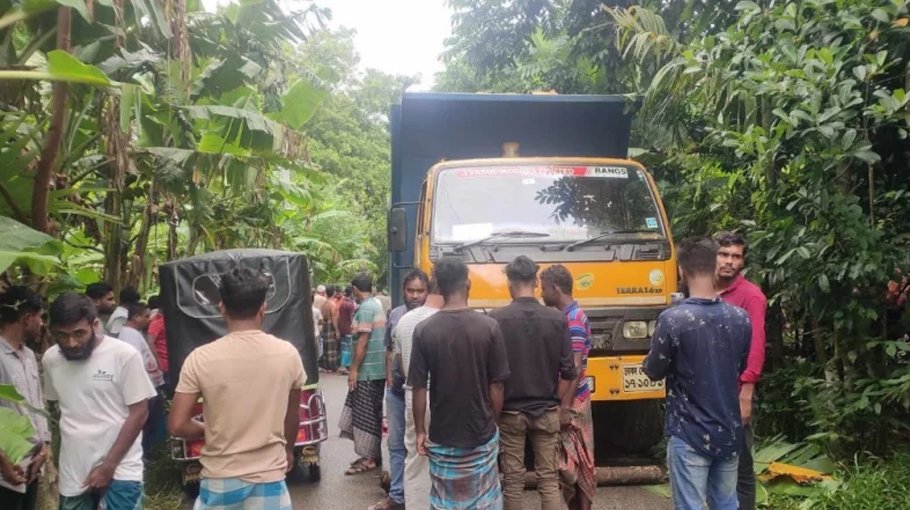 Gazipur journo killed in   road crash