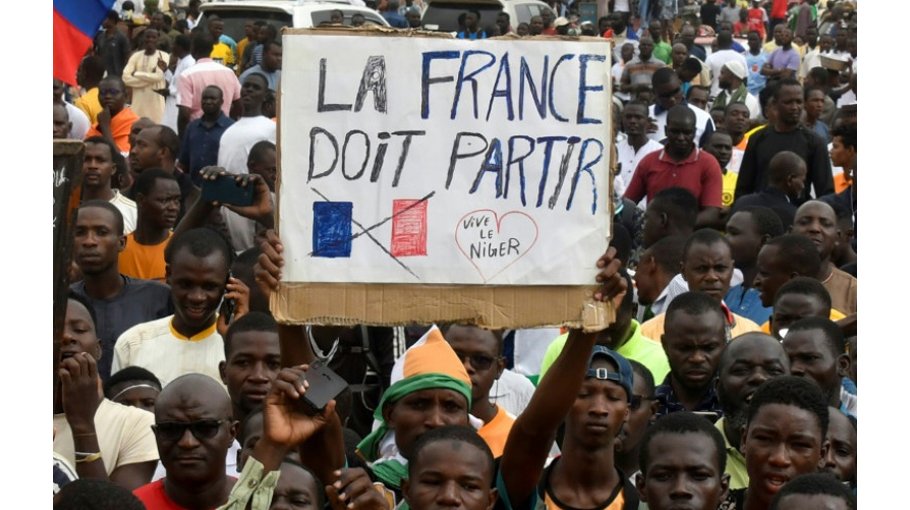 Niger military on brink of deadline to reverse coup