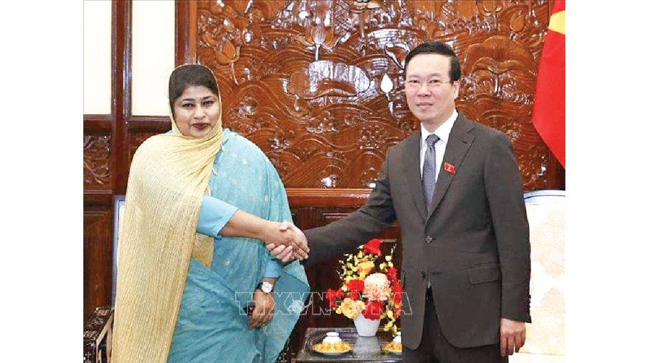 Dhaka, Hanoi working closely to  reach $2b bilateral trade 