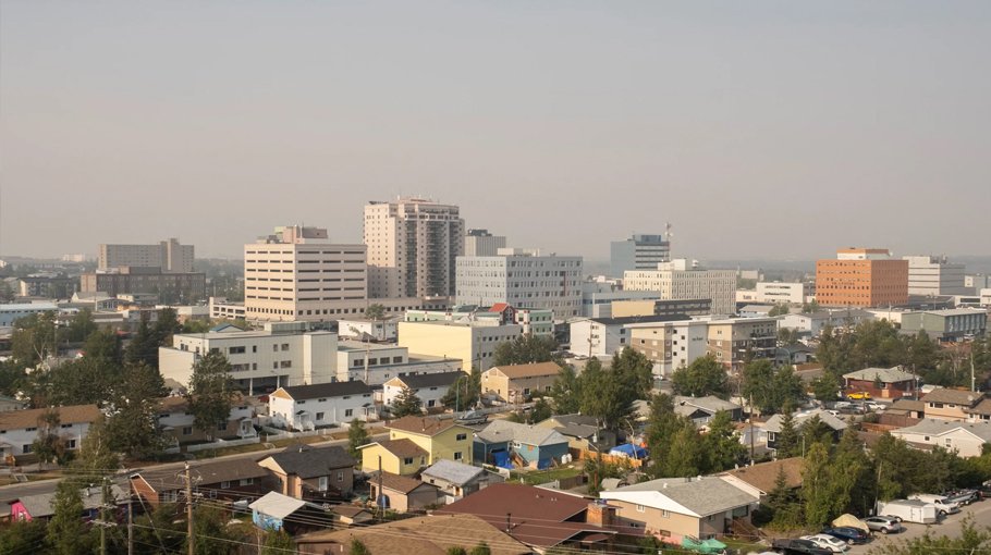 Residents flee as  wildfire approaches capital of Canada