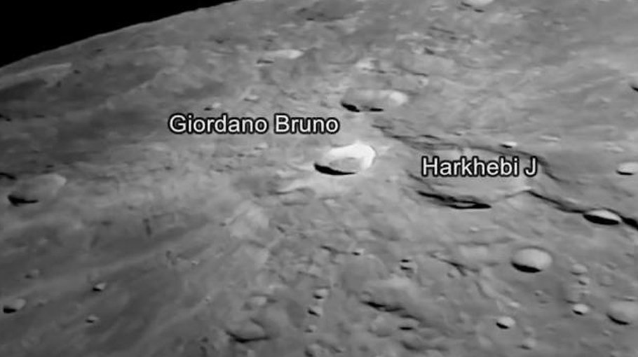 India's lunar lander sends close-up  photos of Moon
