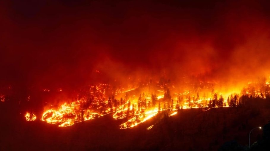 Fires in Canada’s north force another town to evacuate