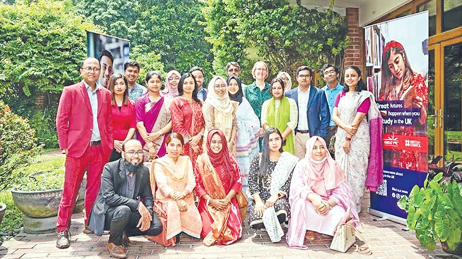 British HC greets 24 Bangladeshi commonwealth scholars