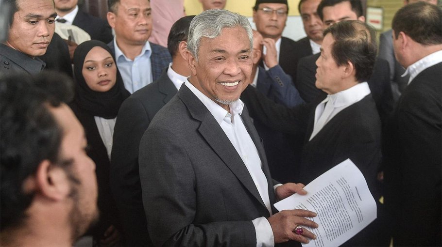 Malaysia court drops graft charges against deputy PM
