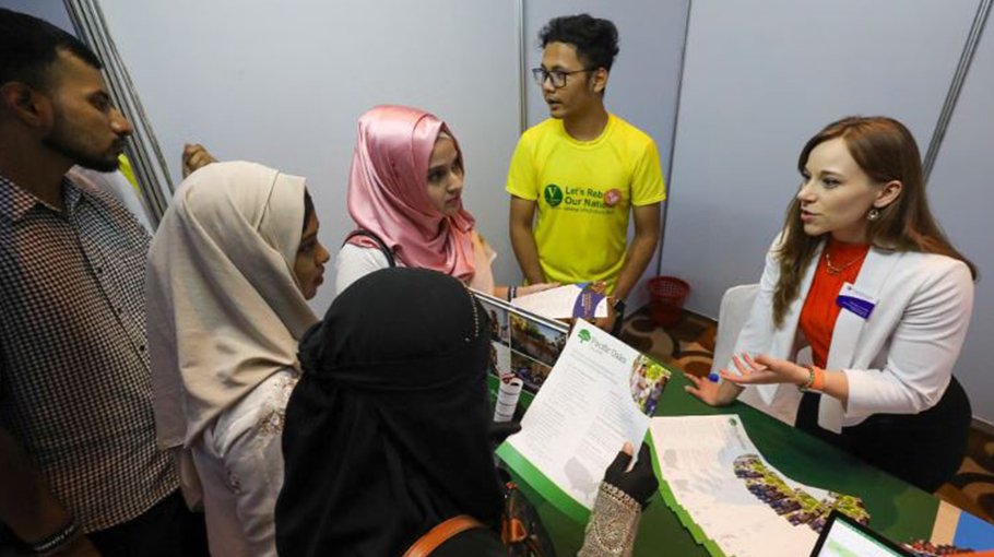 US university fair held in Chattogram