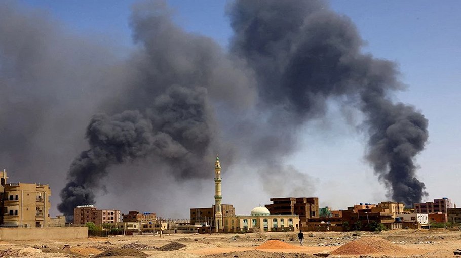 Air raids kill at least 11 in Sudanese capital