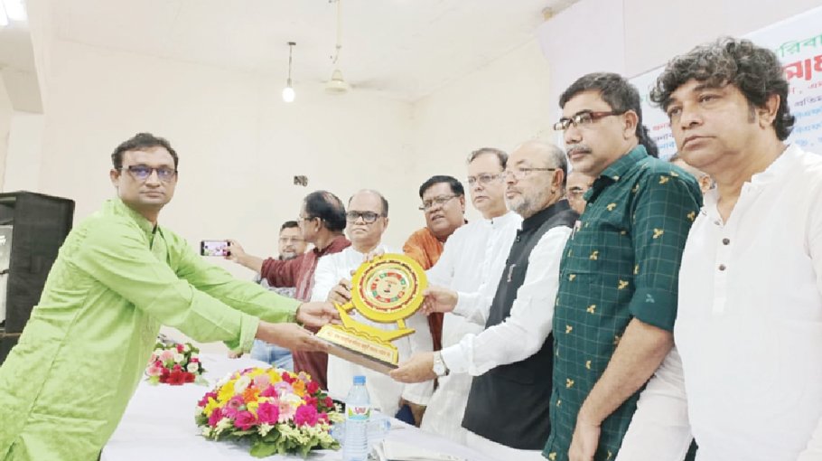 Enamur assures journos of allocating land in Savar