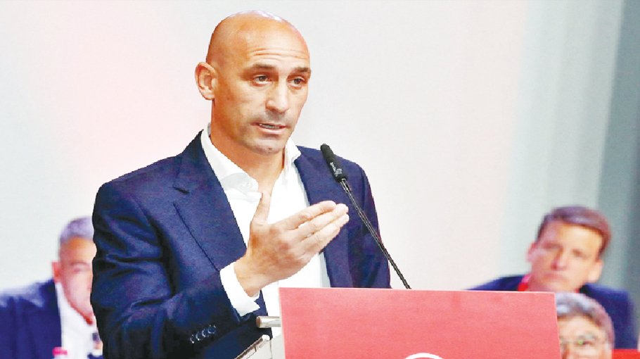 Spanish FF president Rubiales resigns over scandal