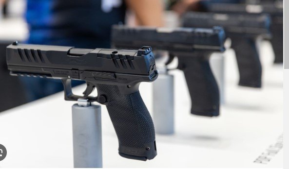 US records 470 mass shootings, 25,000 gun-related deaths is last 8 months