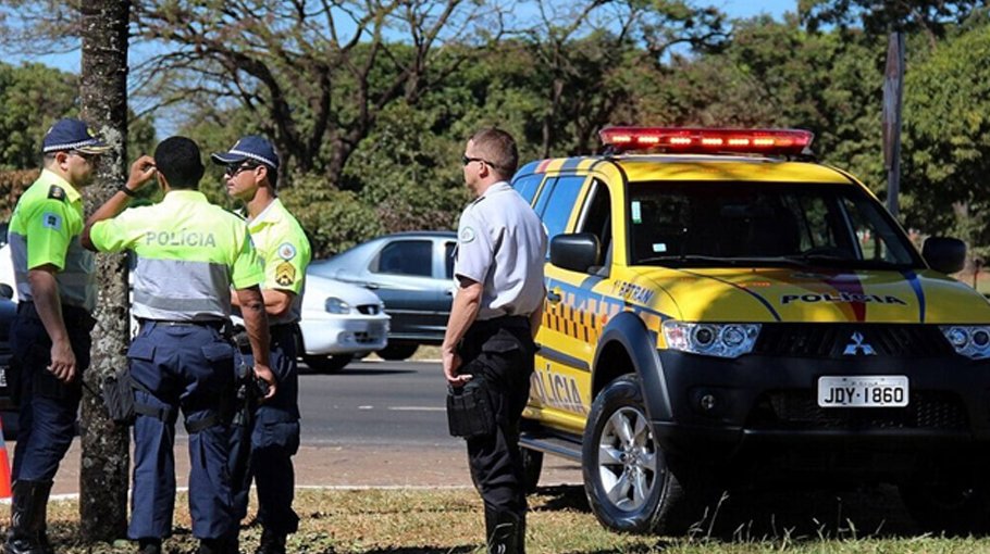 Three-year-old girl killed in Brazil traffic stop shooting