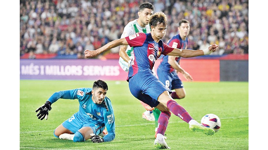 Felix, Cancelo strike in Barca demolition of Betis