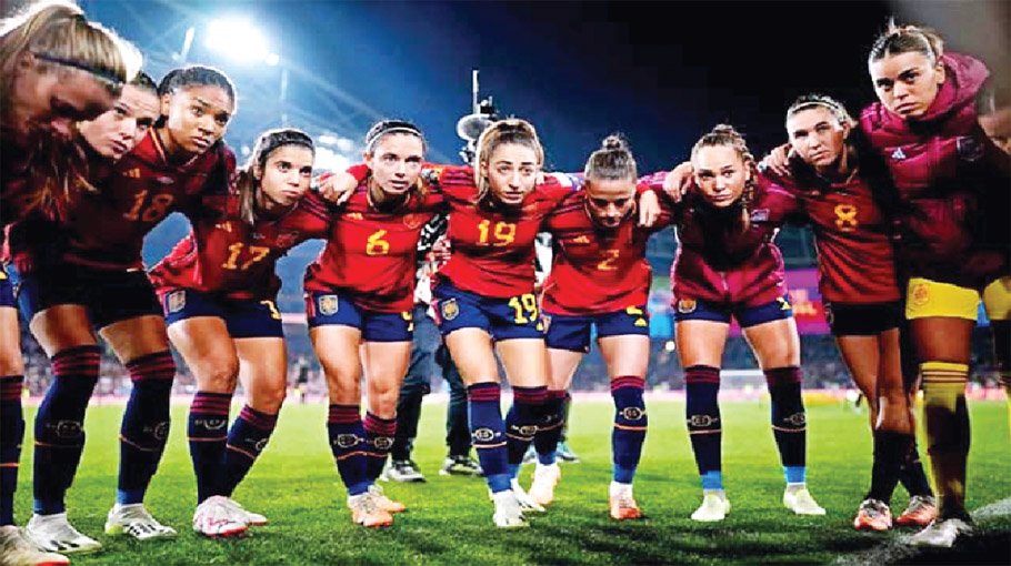 Spain players reiterate strike intention  after call-up