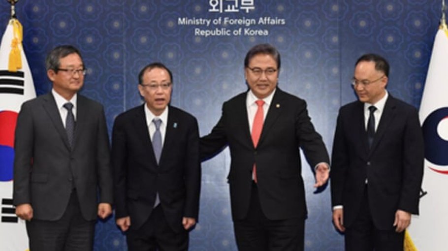 South Korea to host rare talks with Japan, China   diplomats